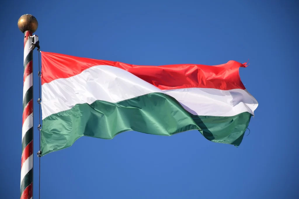 Chuyển phát nhanh đi Hungary từ Tây Ninh giá rẻ