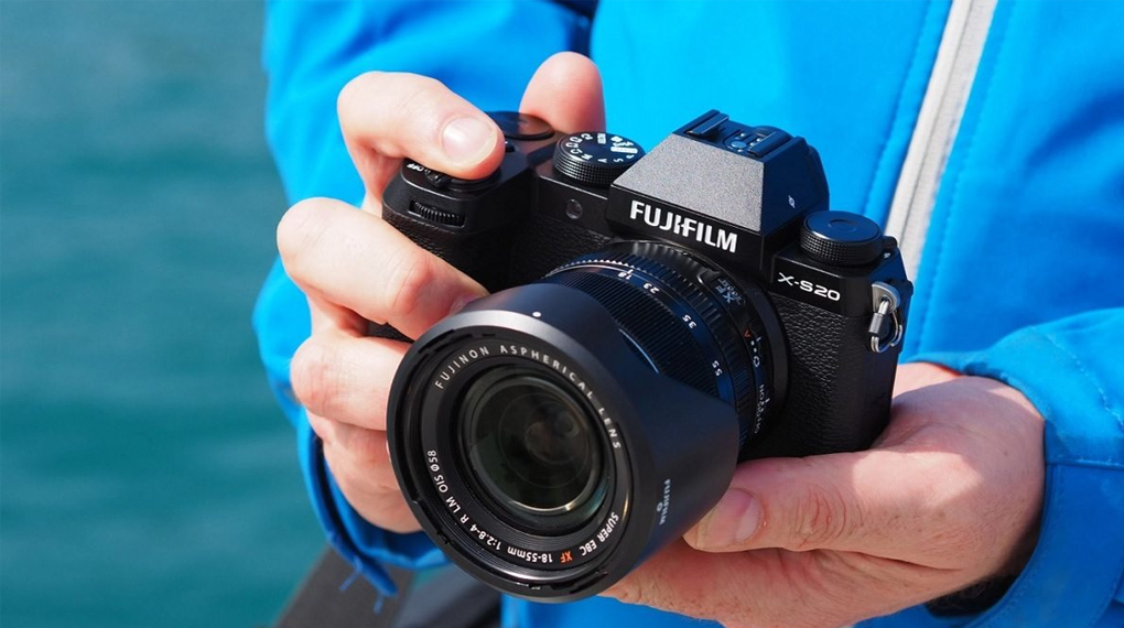 VẬN CHUYỂN MÁY ẢNH VÀ THIẾT BỊ QUAY CHỤP TỪ VIỆT NAM ĐẾN ANH